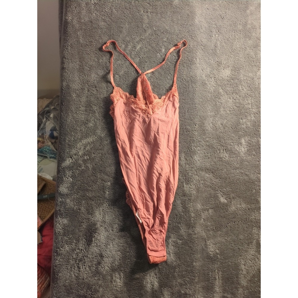 NWT Victoria's Secret thong teddy bodysuit Small pink lace